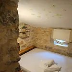 Appartamento Kamares Stone House 2 Yerolimin