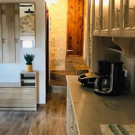 Kamares Stone House 2 *