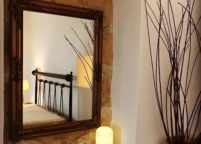 Kamares Stone House 2 شقة *